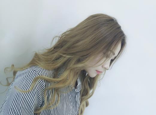 在家染發弄到臉上去了怎么辦?染發一天后就洗頭了會褪色明顯嗎