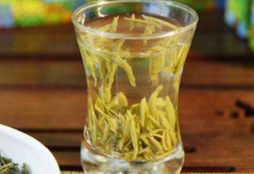 很多男人都覺得尿得高是性欲強(qiáng) 4個(gè)方法可提高性能力