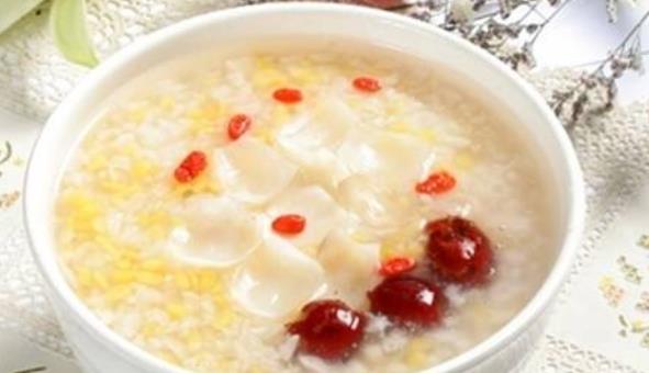 女性一到中年就得做好保養(yǎng)工作 推薦2種中年女人食療方