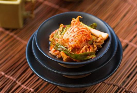 怎么防止泡菜變質?泡菜彈邊放鹽還是放水好?