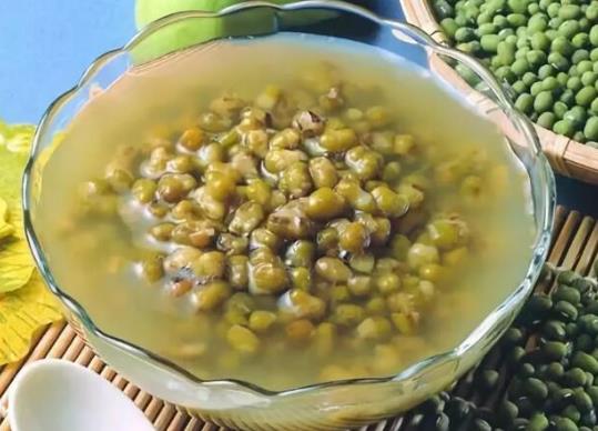 做綠豆湯要提前泡綠豆嗎?怎么防止綠豆湯溢出?