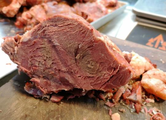 牛肉怎么切有嚼勁?牛肉難嚼怎么補救