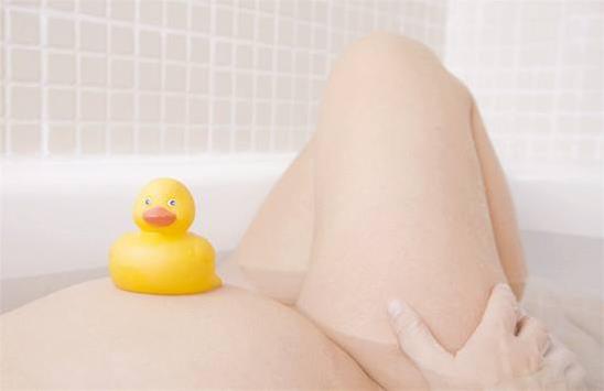 孕婦冬天洗澡注意事項:水溫不宜高、防滑、時間不宜長