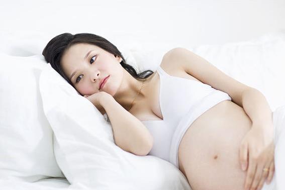 孕期最后階段 妙招應對孕晚期抽筋、失眠、水腫及尿頻怎么辦