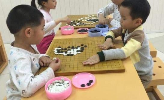 兒童學圍棋的好處 什么性格的兒童適合學圍棋