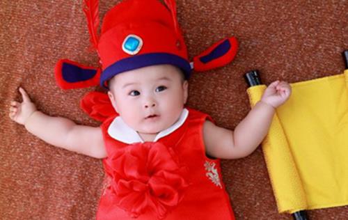 寶寶什么時候轉(zhuǎn)奶好 夏季適合轉(zhuǎn)奶嗎