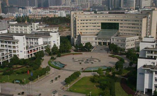 2、浙江商業(yè)職業(yè)技術(shù)學(xué)院.jpg