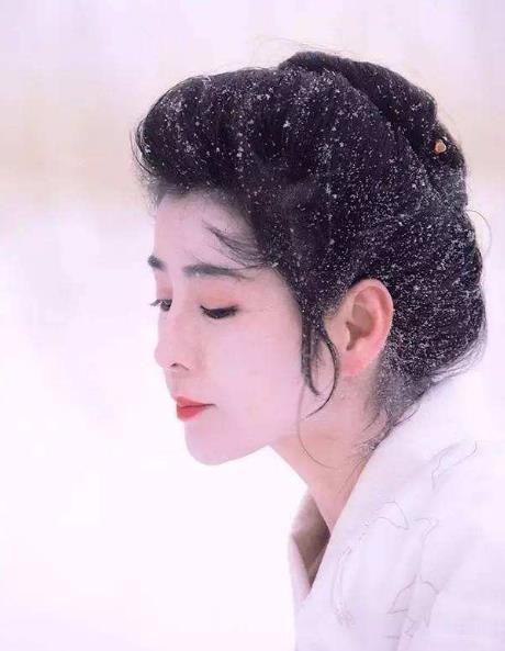 國(guó)外十大古裝美女明星排行榜,伊莎貝爾·阿佳妮獲獎(jiǎng)無(wú)數(shù)