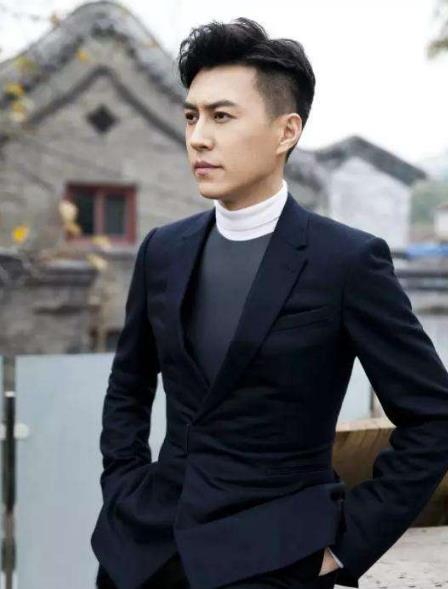 山東十大帥哥明星排名,黃曉明在“中國慈善名人榜“被評(píng)第一
