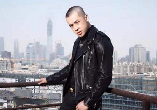 抖音上最火的中文歌排名,離人愁、短發都是傷感類的歌曲