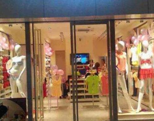 二三線女裝品牌排名,卡蔓、丹比奴價格很親民