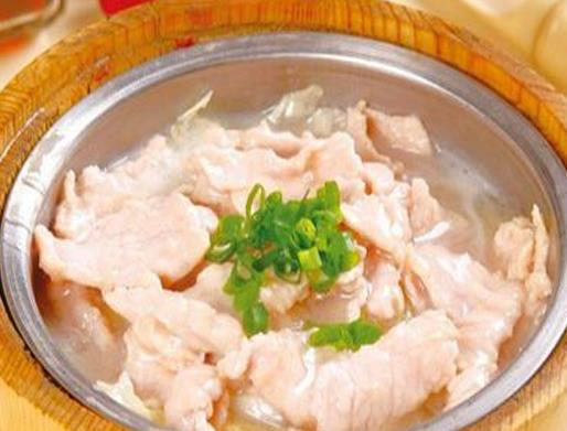 新鄉十大小吃排名,司馬懷府雞肉質鮮嫩,桂花鴨味道鮮美