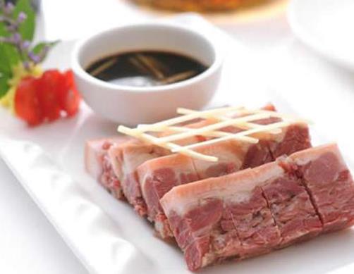 鎮(zhèn)江十大小吃排名,肴肉是周總理欽定,鍋蓋面在我國很出名