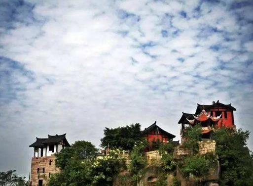 廣安十大旅游景點排名,華鎣山環境優越,寶箴塞旅游區是有名古寨