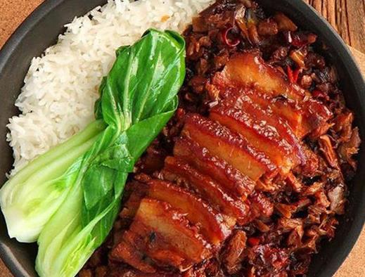 2020年十大煲仔飯品牌排名,稻谷滿倉(cāng)瓦鍋飯創(chuàng)新味覺體驗(yàn)