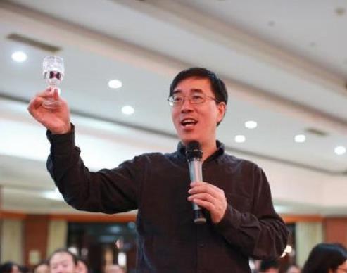 中國十大教育行業富豪,楊惠妍家族 、張邦鑫實力雄厚