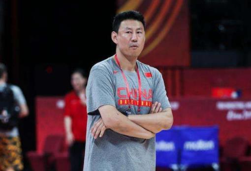 中國男籃歷史最強十人,姚明家喻戶曉、易建聯(lián)是CBA史上總得分王