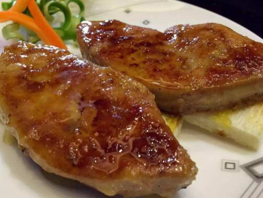 法國三大傳統美食,鵝肝味道鮮美、黑松露香味濃郁