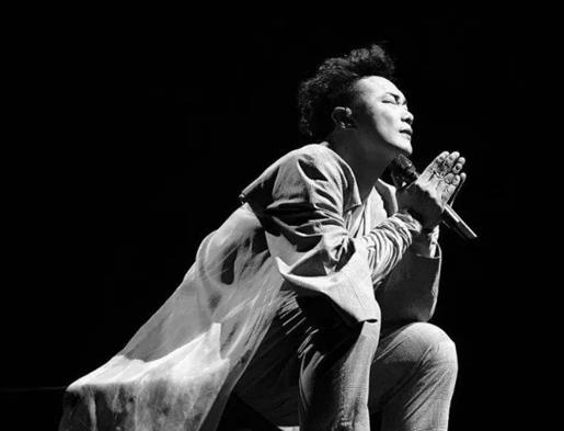 陳奕迅最火的十首歌曲,《十年》《K歌之王》是無數人的回憶