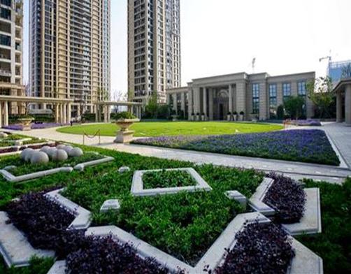 江蘇省制造業(yè)民營企業(yè),恒力集團有限公司、江蘇沙鋼集團有限公司是大企業(yè)