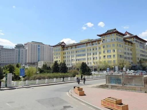 全國十大心血管病科醫(yī)院排名,中國醫(yī)學(xué)科學(xué)院阜外醫(yī)院實(shí)力強(qiáng)勁