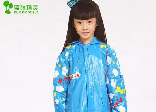 十大兒童雨衣品牌排行榜,紅葉兒童雨衣美觀實(shí)用、檸檬寶寶呵護(hù)孩子