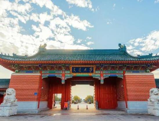 2022中國大學(xué)QS排名,清華大學(xué)位列國家“雙一流”A類、北京大學(xué)緊追其后