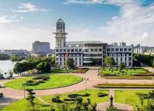 武漢十大最美大學排行榜,武漢大學校園享譽、華中農業(yè)大學環(huán)境幽雅