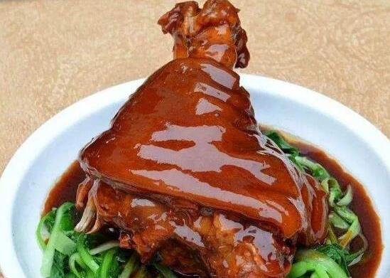 陜西人最愛(ài)吃的十道菜排名,葫蘆雞造型美觀、奶湯鍋?zhàn)郁~味道鮮美
