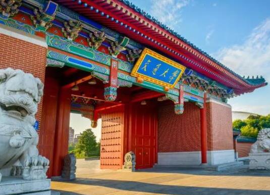中國最好的法律大學(xué)排名,中國政法大學(xué)、中國人民大學(xué)都是雙一流學(xué)校
