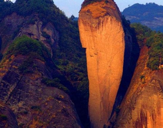 世界上最神秘的十大島嶼旅游景點(diǎn)排行 企鵝島被稱為企鵝的天堂
