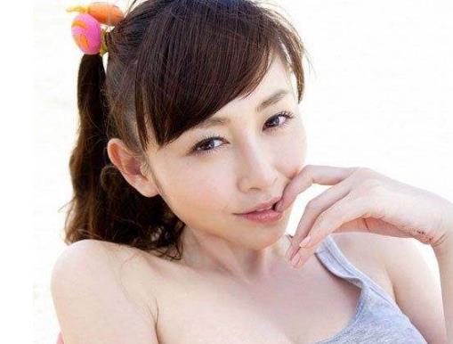 日本五大豐滿女星排行 杉原杏璃是目前最當(dāng)紅的豐滿型女星了