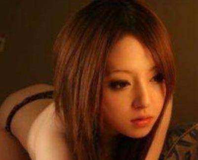 日本AV女優排行 Max-a以蘿莉路線的小可愛出道