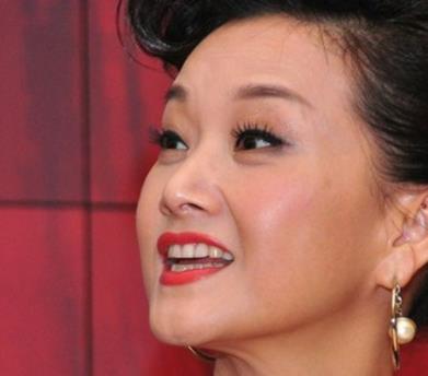 官位顯赫的5大美女明星排行 陳思思二炮文工團(tuán)副團(tuán)長
