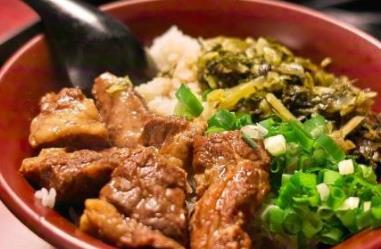 牛肉飯十大品牌 偶拌秘汁牛肉飯成為當前市場上受關注的品牌商機