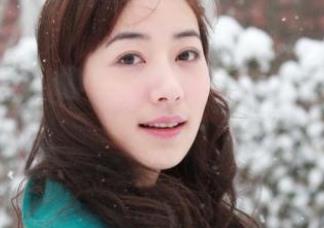 中國十大90后美女排行榜 迪麗熱巴中國內地女演員畢業于上海戲劇學院