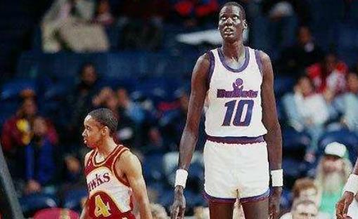 NBA生涯10次單場(chǎng)10個(gè)蓋帽球員排行榜 鄧肯0次 奧尼爾1次 馬努特—波爾19次