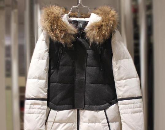 羽絨服有一塊沒有羽絨屬于瑕疵嗎?羽絨服結塊是不是質量不好?