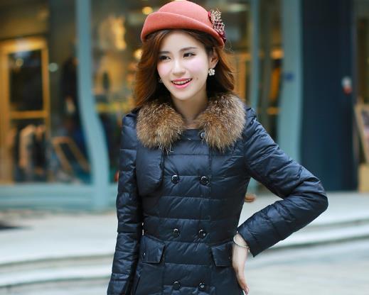 自己洗的羽絨服為什么會有黃印子?羽絨服放了一年發(fā)黃了咋整