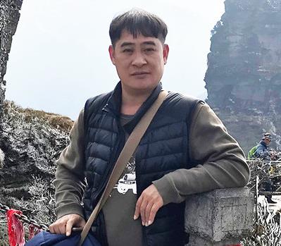 當代國畫家李國勝的繪畫藝術:以墨傳韻,極富山水靈韻