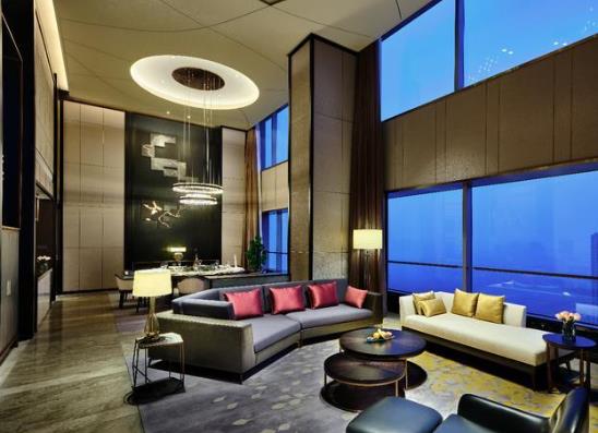國慶出去旅游需要提前預定酒店嗎?國慶節(jié)去北京旅游好嗎?