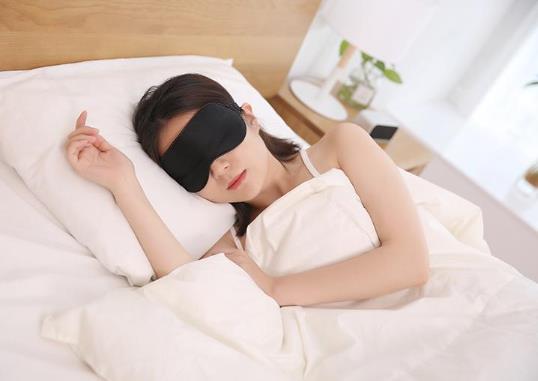 眼罩對(duì)失眠有效果嗎?眼罩里面的冰袋是不是凍過以后才能使用