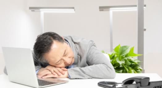 午睡后頭痛如何消除 午睡時間過長的危害