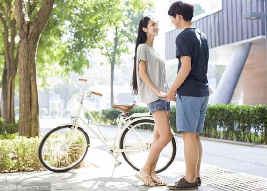 助學(xué)貸款不夠交學(xué)費(fèi)的怎么辦?大學(xué)學(xué)費(fèi)最晚啥時候交?