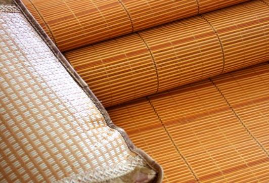 涼席有點(diǎn)霉了用什么擦?新的竹涼席怎么樣去毛刺?