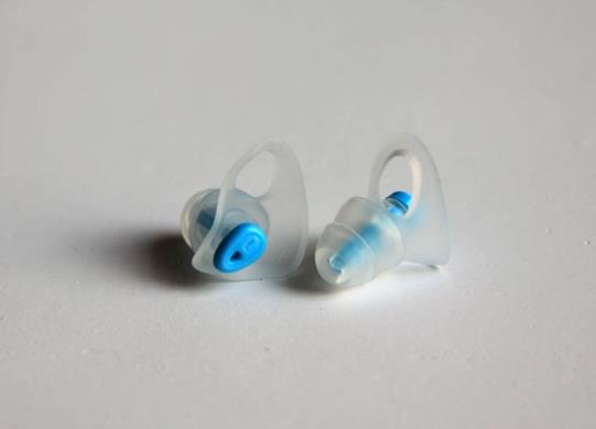 隔音耳塞為什么會發(fā)硬?長期使用隔音耳塞有什么危害?