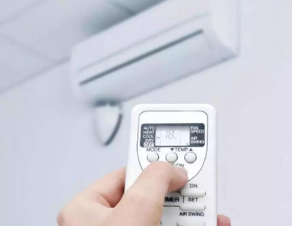 開空調窗戶留縫費電嗎?空調怎么排放空氣