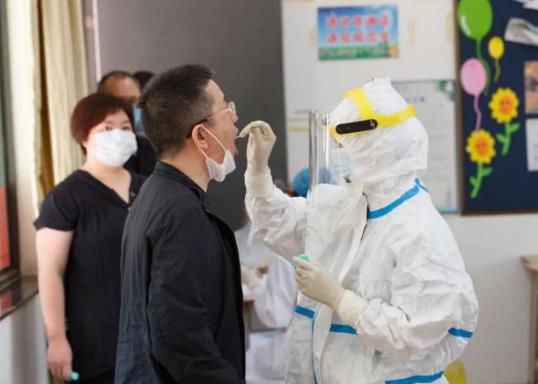 核酸檢測是用棉簽沾一下就行了嗎?核酸檢測多久出結(jié)果?