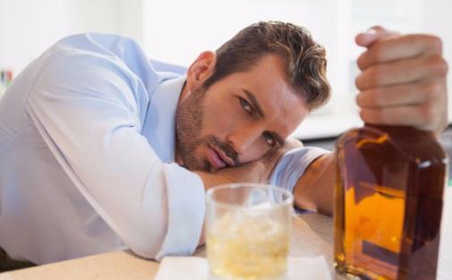 酒醉了第二天頭痛怎么辦 酒醉后多少個小時能清醒