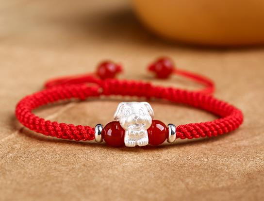 本命年為什么要佩戴紅繩?本命年戴紅繩的注意事項(xiàng)